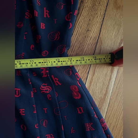 Brooks Brothers Red Fleece 100% Silk Women’s Sz 0 Novelty Print Letters Dress! - Picture 8 of 16